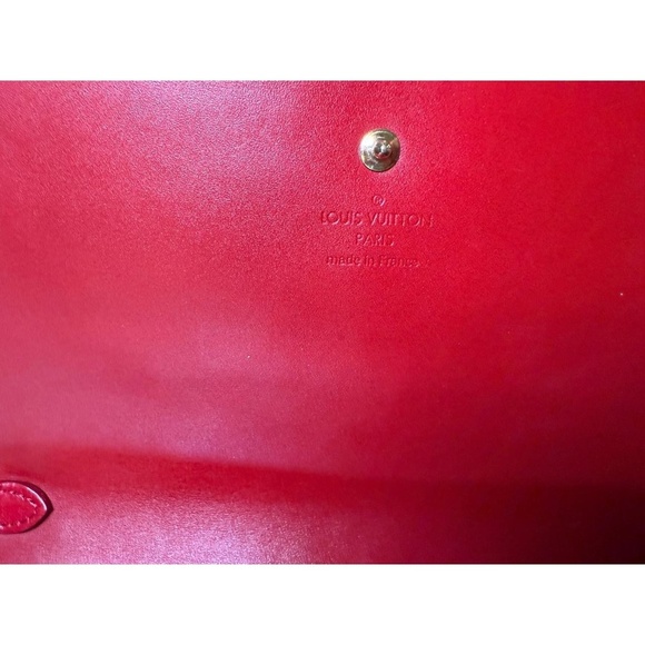 Louis Vuitton Red Monogram Vernis Wallet On Chain - Picture 5 of 8